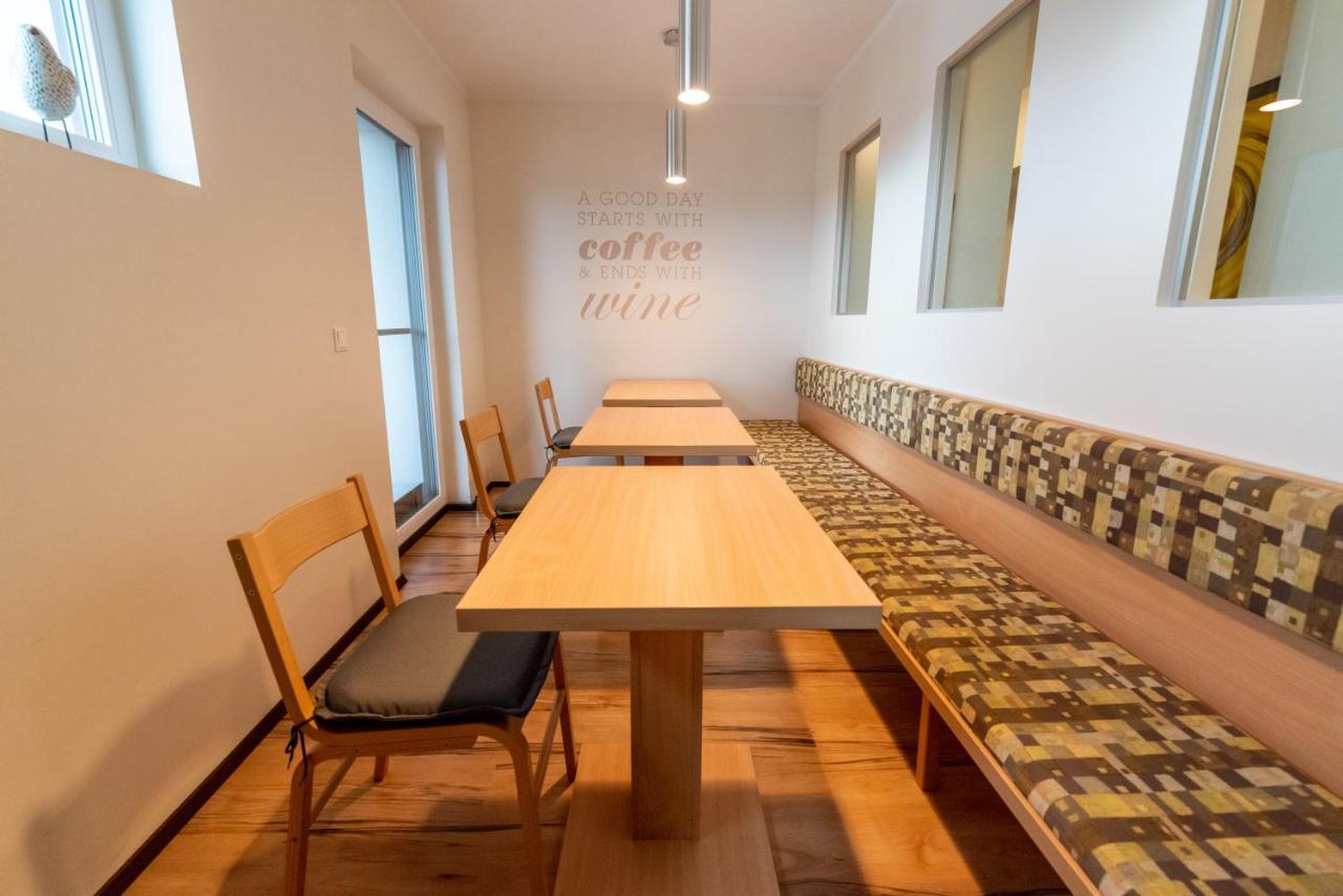Gaestehaus Moser Mönchhof Buitenkant foto